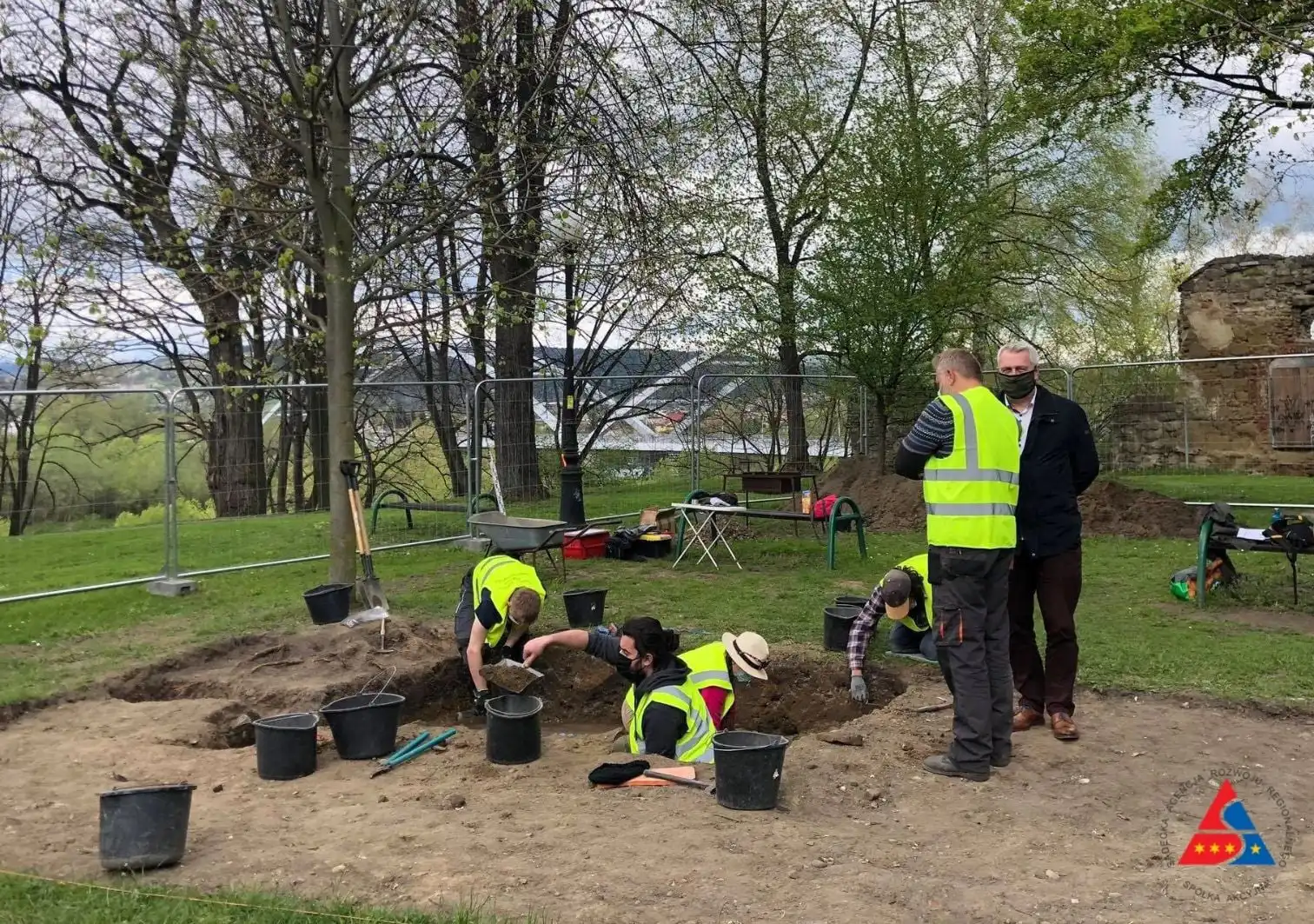 Na Zamku w Nowym Sączu rozpoczęły sie badania archeologiczne