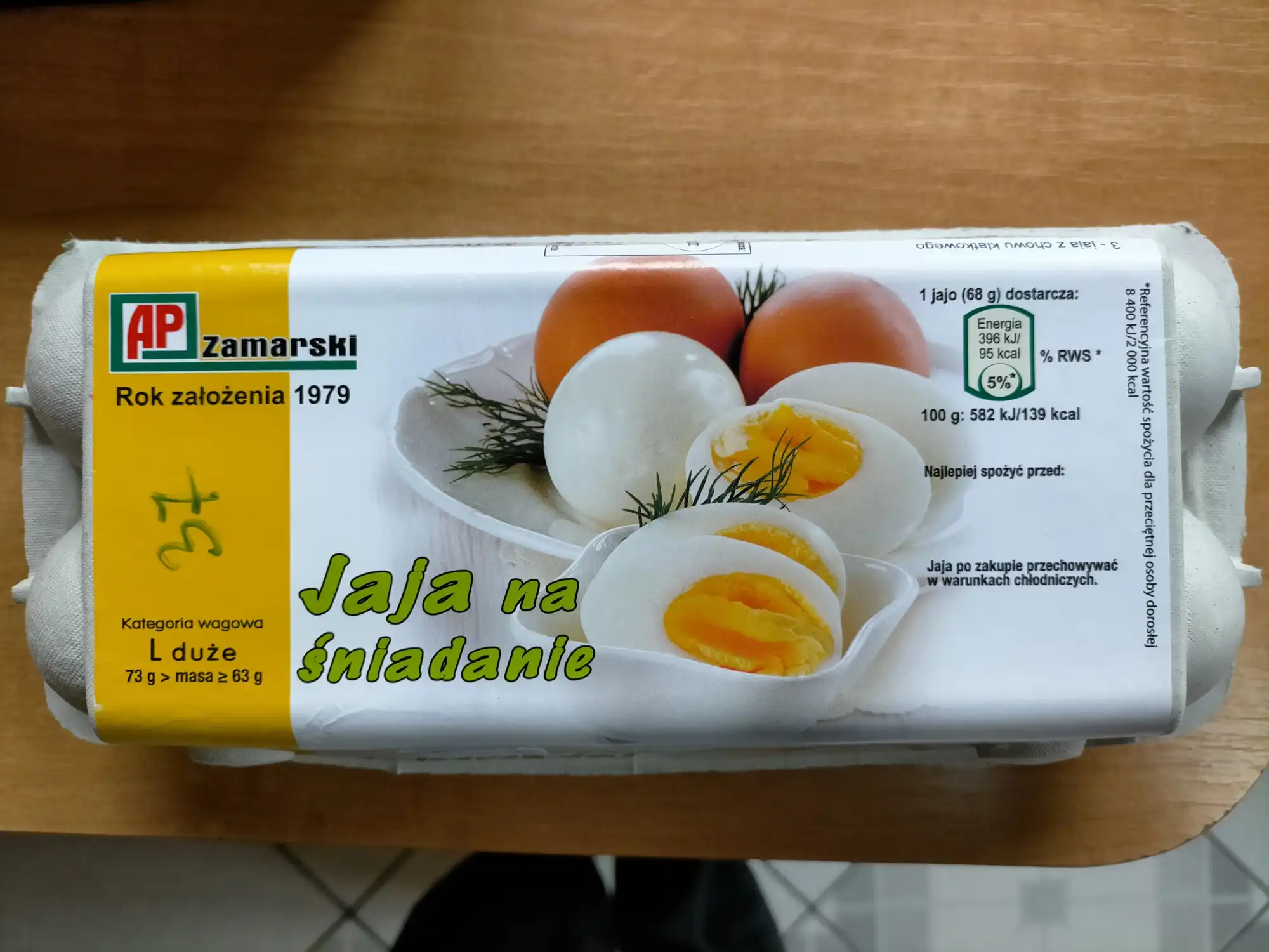 GIS ostrzega przed salmonellą na powierzchni skorupek jaj