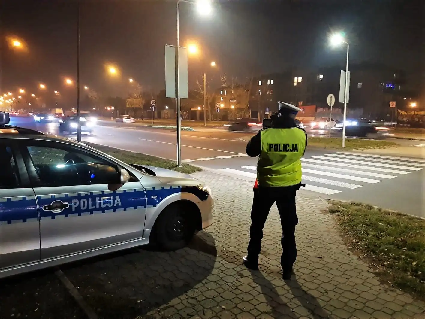 Bezpieczne święta. Jak dbać o bezpieczeństwo na drogach w okresie świąteczno-noworocznym