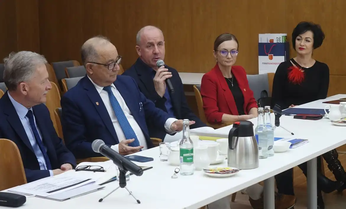 Wspólna Komisja Bezpieczeństwa obradowała w starostwie. W planach sprzęt dla policji i WOPR