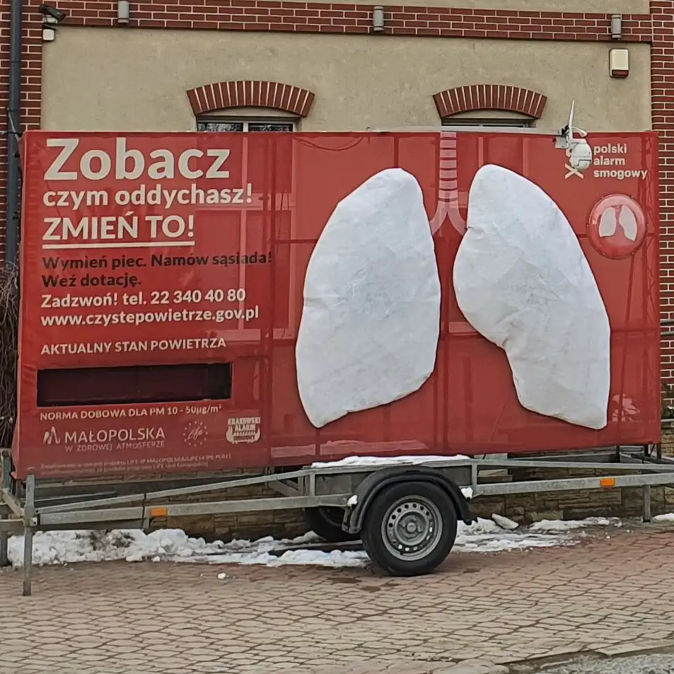 Przy Urzędzie Gminy Chełmiec stanęły mobilne płuca