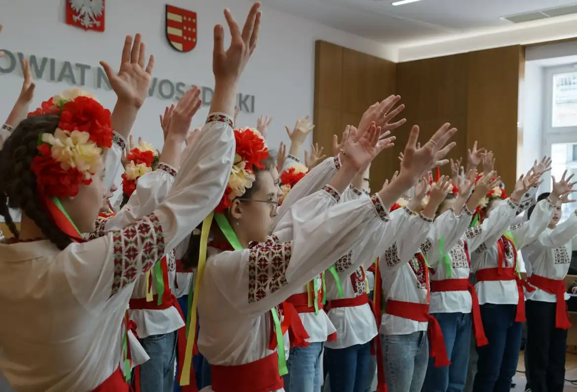 Zespół Chóralny "Gloria" z Żytomierza wystąpił w Starostwie Powiatowym w Nowym Sączu