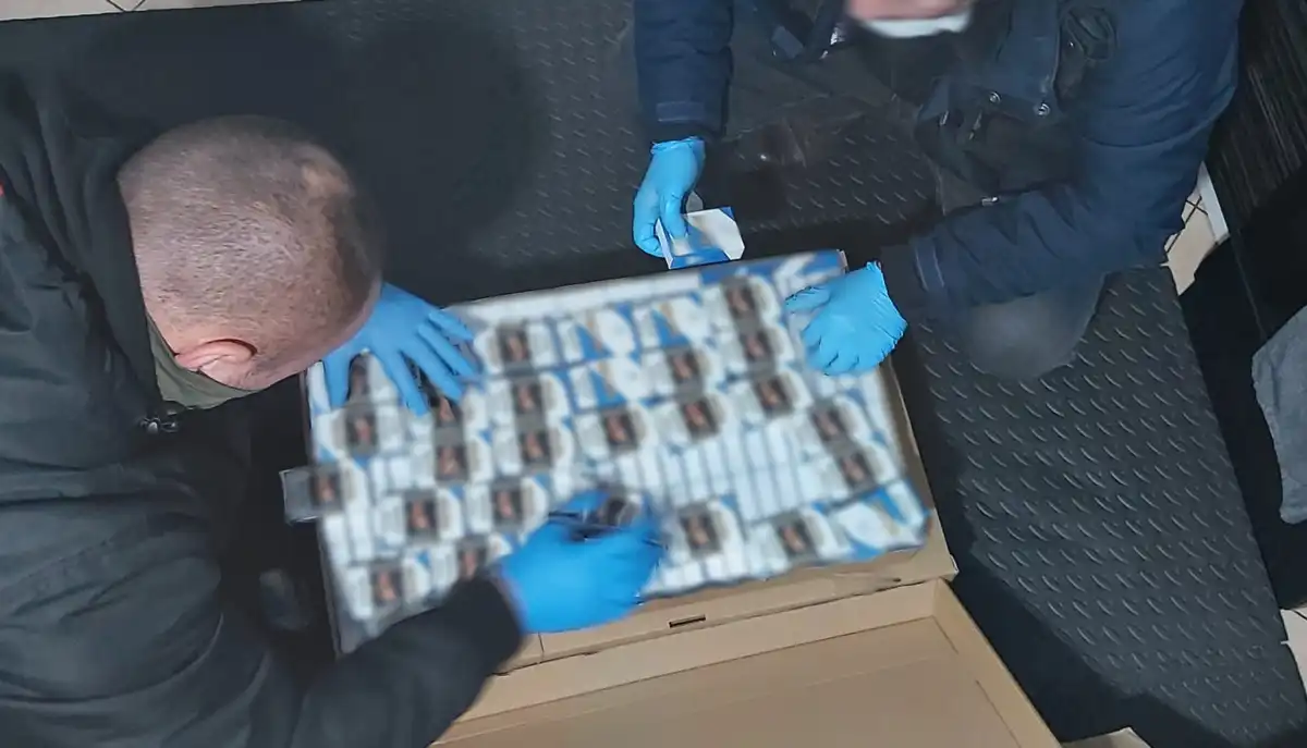 Zlikwidowano grupę przestępczą zajmującą się nielegalnym przemytem i obrotem wyrobami tytoniowymi