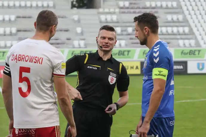 Łódzki KS pokonuje Sandecję w doliczonym czasie gry