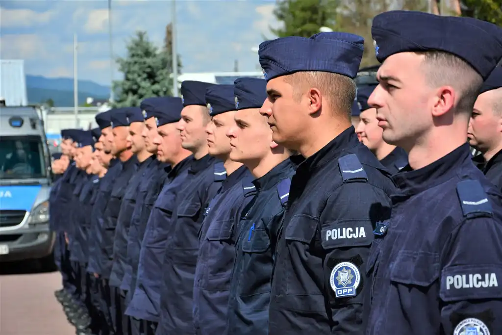 Funkcjonariusze nowo tworzonej kompanii Oddziału Prewencji Policji w Krakowie rozpoczęli służbę na Sądecczyźnie