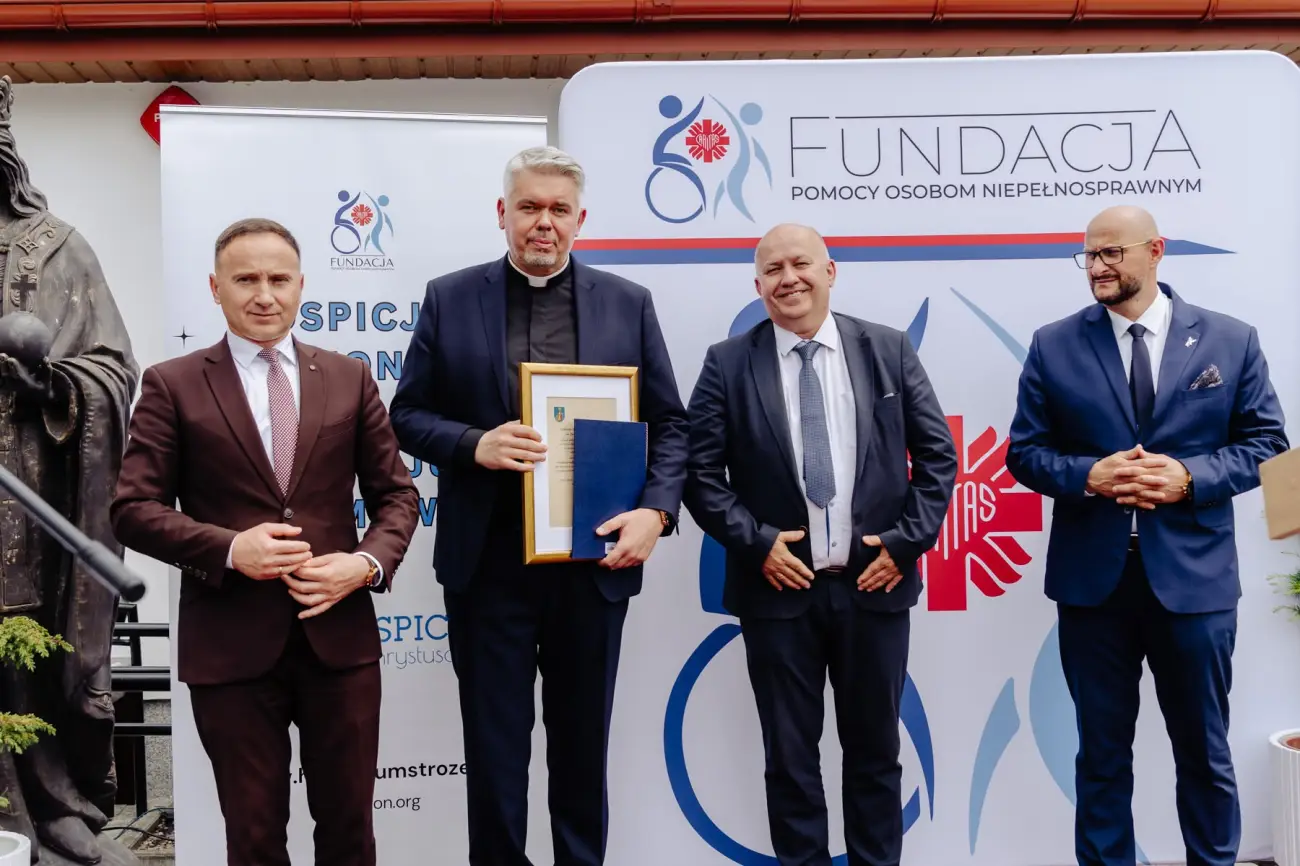 20-lecie Hospicjum im. Chrystusa Króla w Stróżach. Były podziękowania, wyróżnienia i wsparcie finansowe
