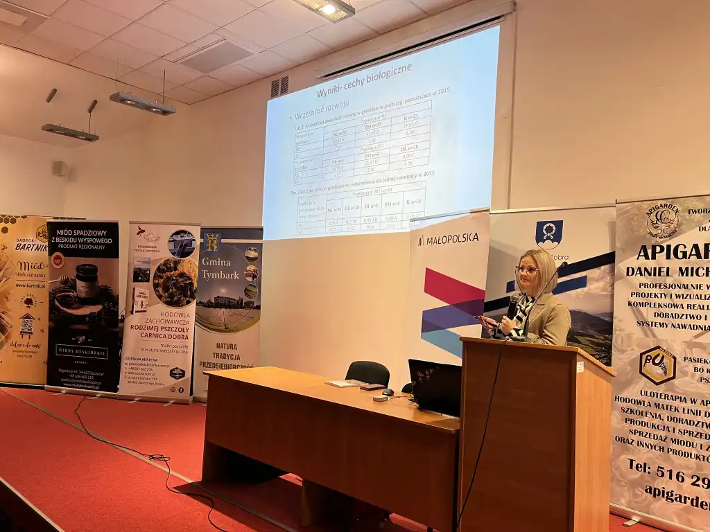 Skrzydlaty symbol regionu. Konferencja o pszczole linii Dobra