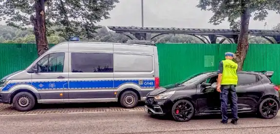 Policjanci z limanowskiej drogówki sprawdzali trzeźwość kierujących na drogach powiatu