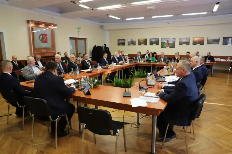 Radni Gminy Limanowa uchwalili budżet na 2026 rok. Inwestycje i rozwój w centrum uwagi