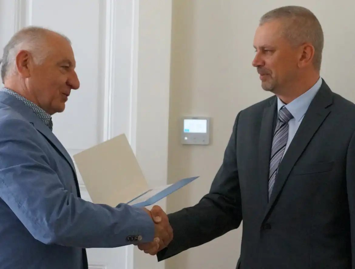 Przez kolejnych 5 lat będą kierować szkołami w Nawojowej i Starym Sączu