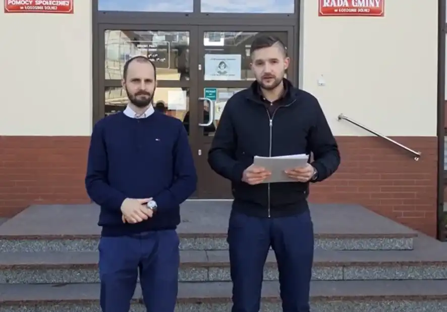 Ruch Narodowy składa kolejne petycje przeciwko segregacji sanitarnej Polaków
