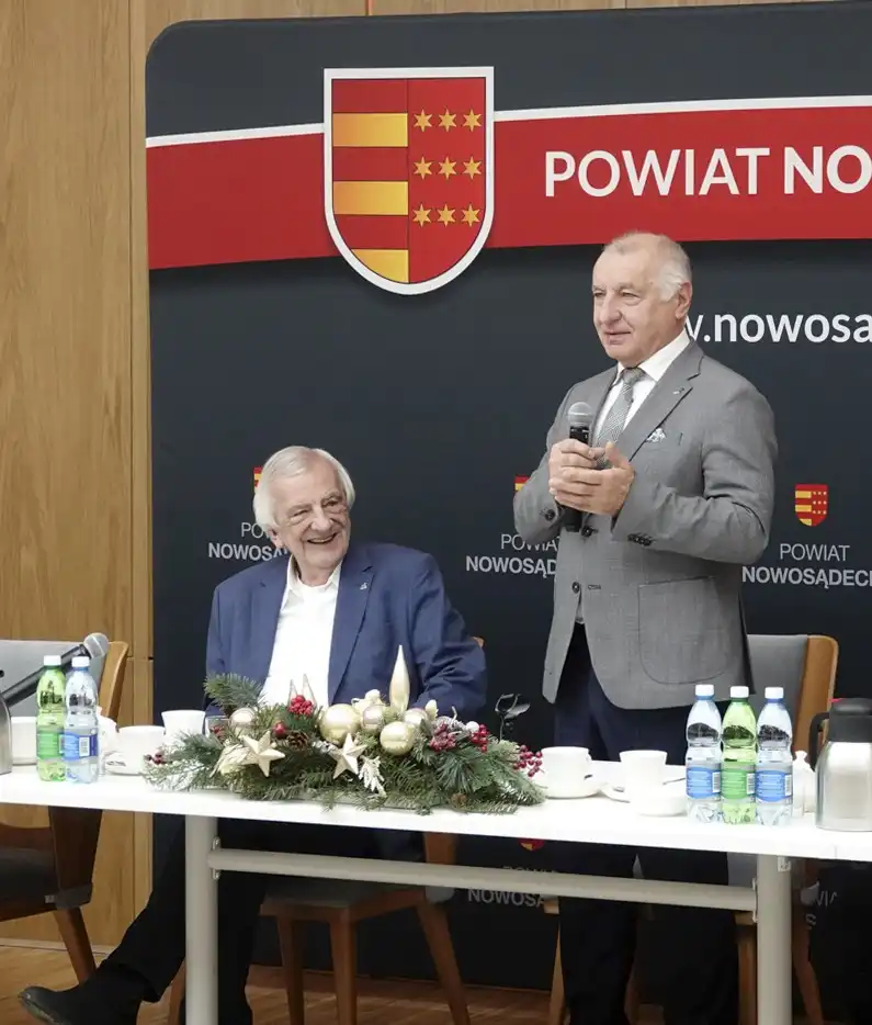 Samorządowcy z Sądecczyzny spotkali się z wicemarszałkiem Sejmu Ryszardem Terleckim