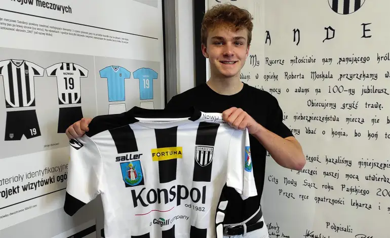 Maksymilian Dzięgiel kolejnym nabytkiem Sandecji