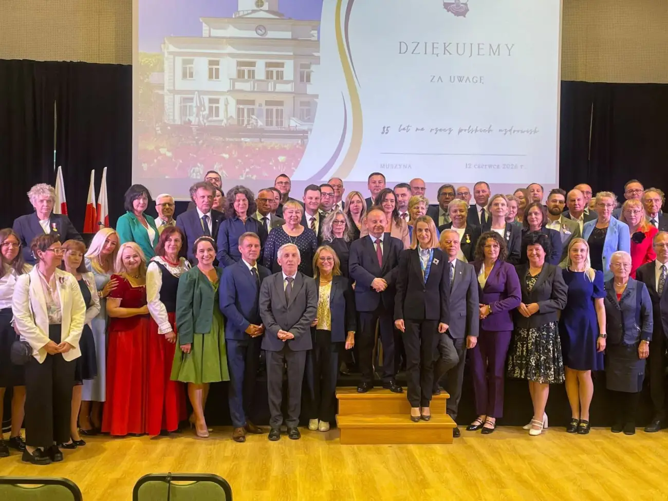 Wójt Gminy Sękowa z prestiżowym odznaczeniem. Wyróżnienie wręczono podczas jubileuszu w Muszynie