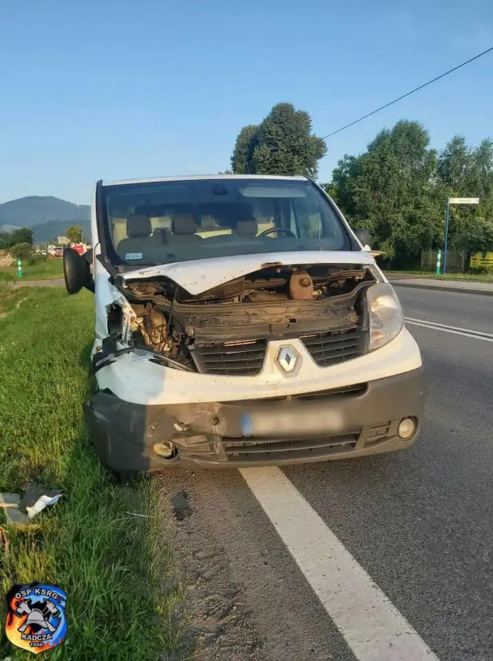 Wypadek w Jazowsku. Ranny traktorzysta trafił do szpitala