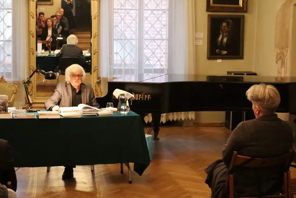 Spotkanie autorskie z Pietro Murianką