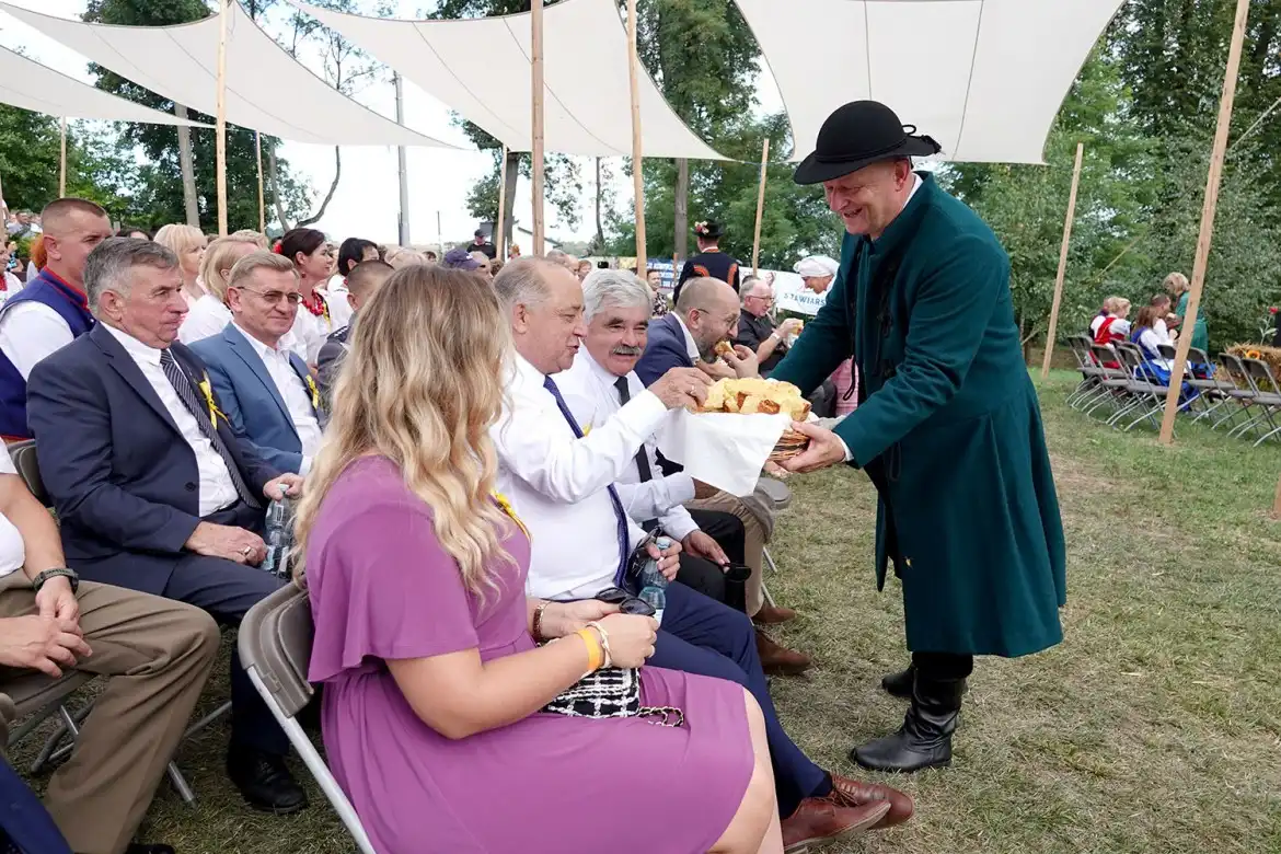 Barwne dożynki w Korzennej przyciągnęły tłumy