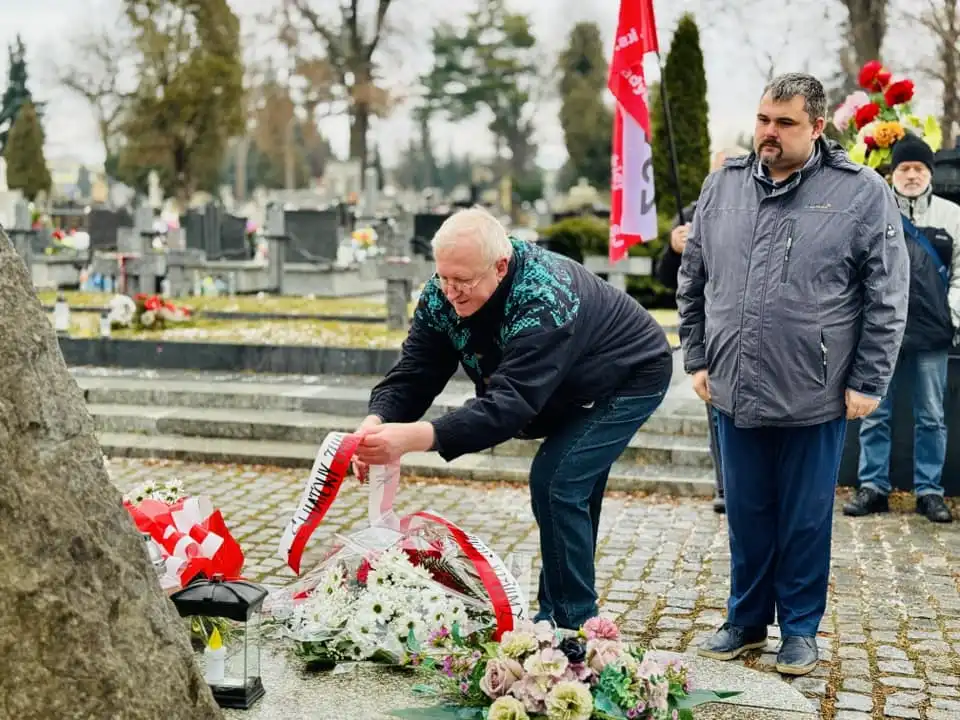 Hołd Bohaterom. Upamiętnienie Armii Krajowej w Nowym Sączu