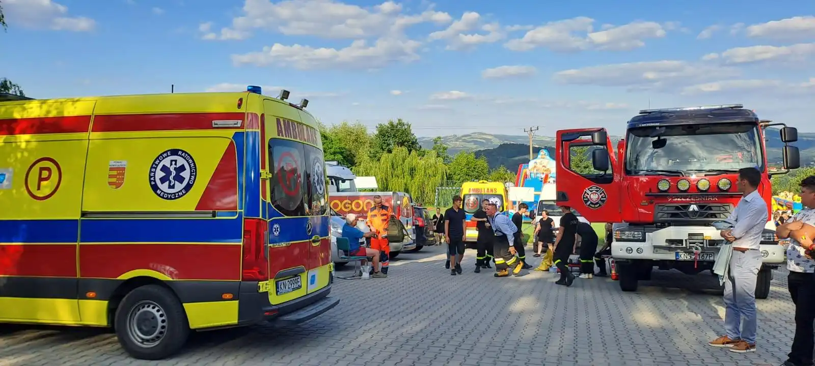 Wypadek podczas festynu rodzinnego. W akcji śmigłowiec LPR