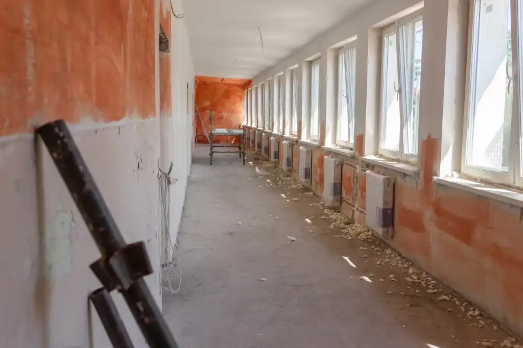 Trwa modernizacja budynku Zespołu Szkolno-Przedszkolnego w Stróżach