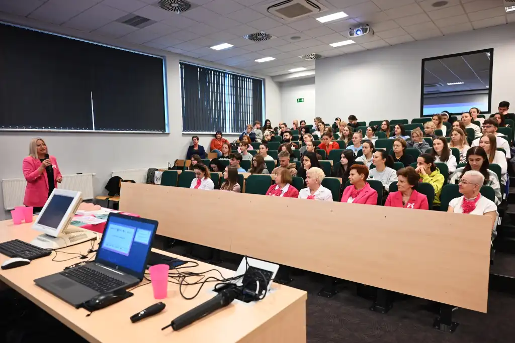 Dieta, ruch i wsparcie. Kluczowe tematy konferencji ‘Zdrowe życie – zdrowe piersi’