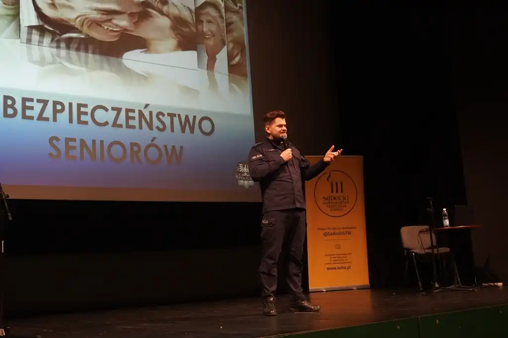 Prelekcja o bezpieczeństwie seniorów w MCK Sokół