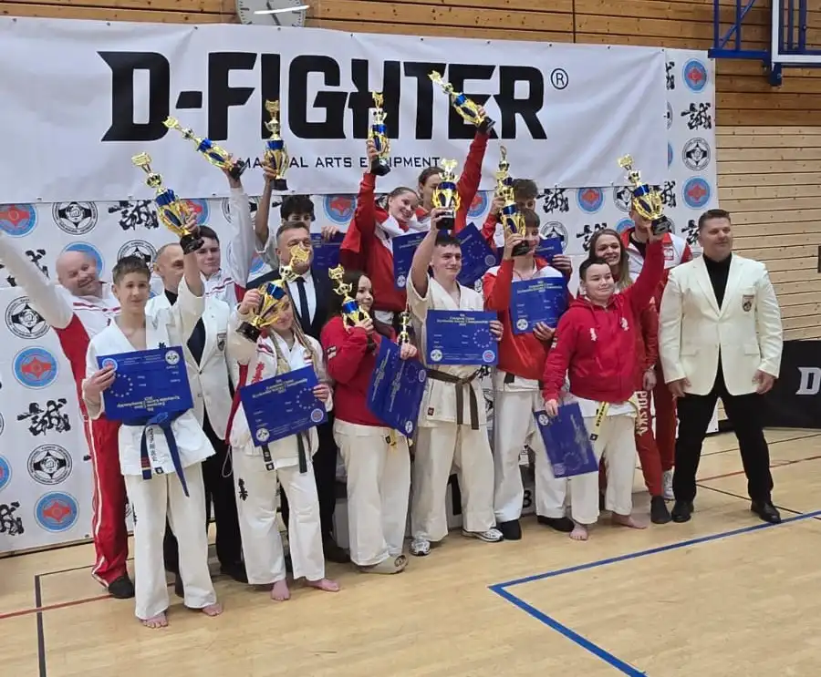 Trzy medale dla Limanowskiego Klubu Karate Kyokushin na mistrzostwach Europy