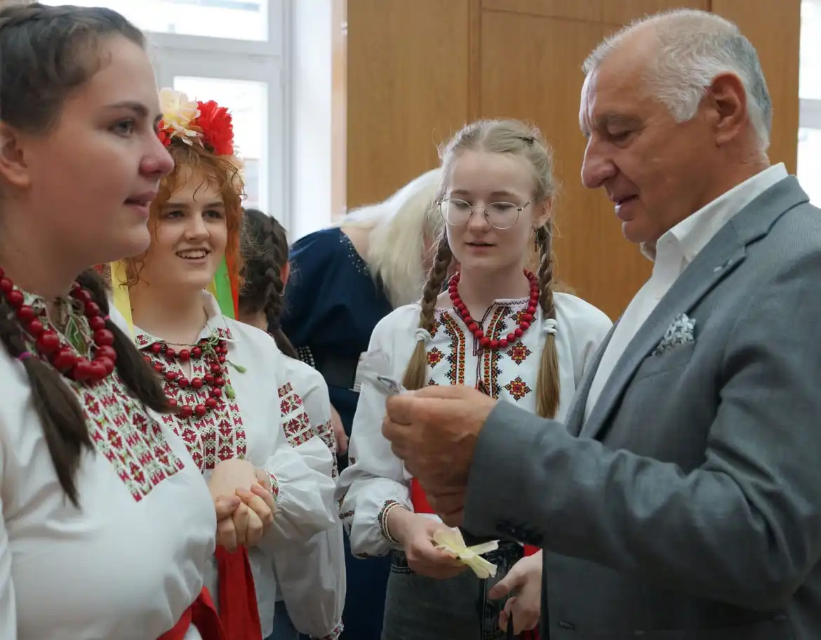 Zespół Chóralny "Gloria" z Żytomierza wystąpił w Starostwie Powiatowym w Nowym Sączu