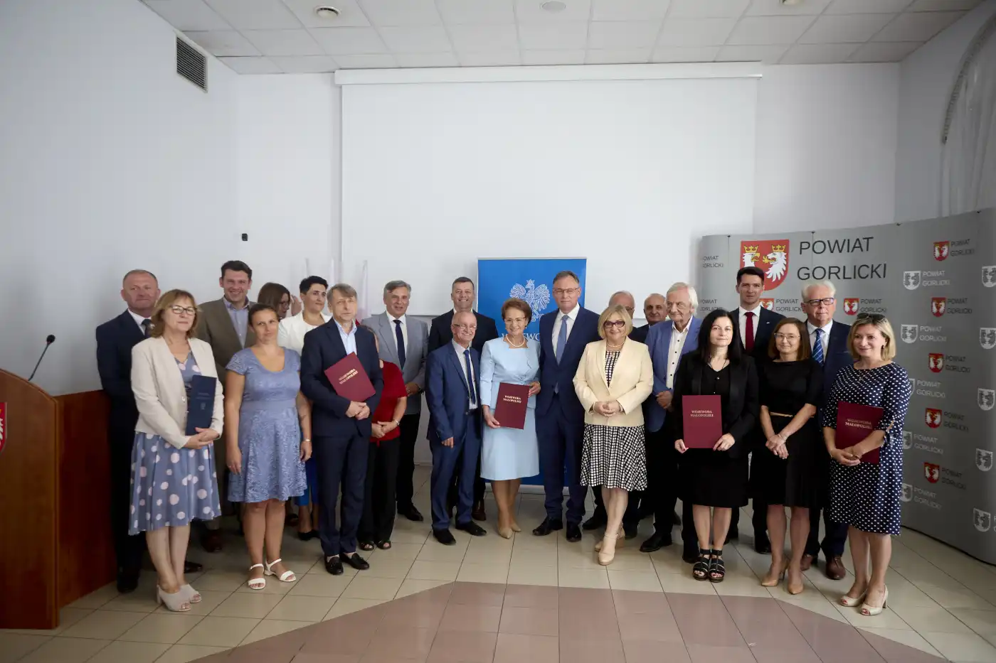Powiaty: gorlicki, limanowski i nowosądecki z dofinansowaniem z RFRD na remonty dróg
