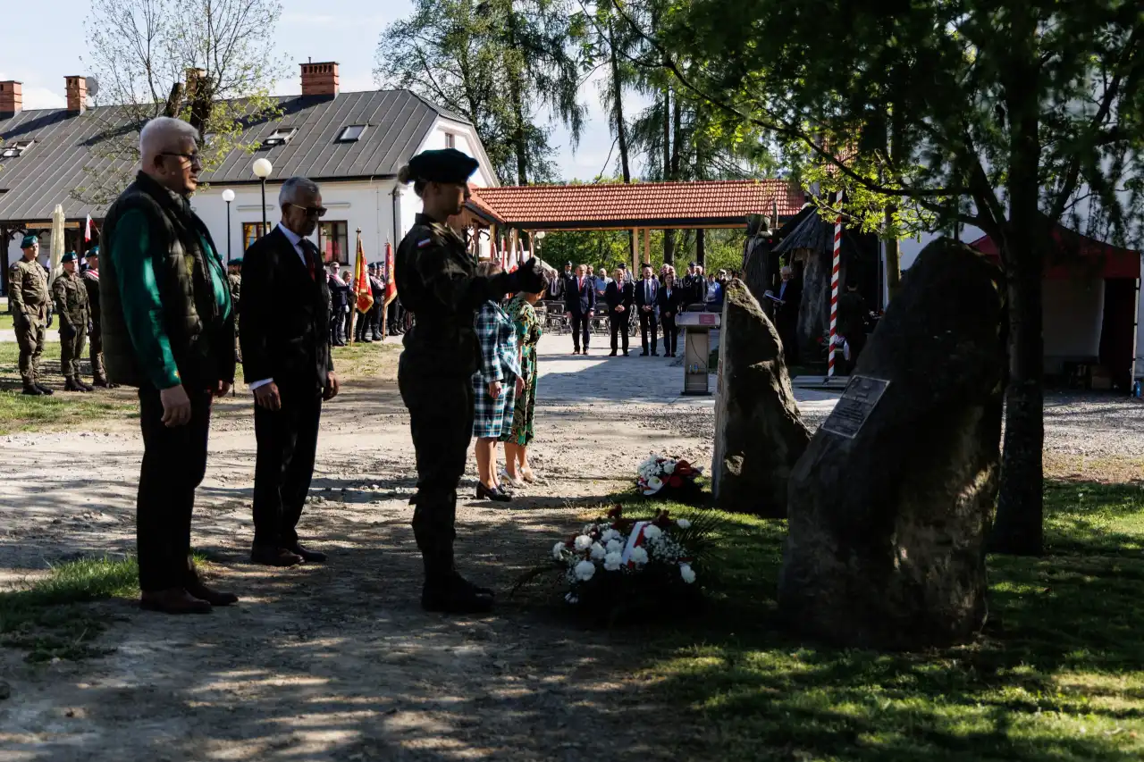 Majówka w Krainie Podkowca. Patriotyzm, tradycja i zabawa