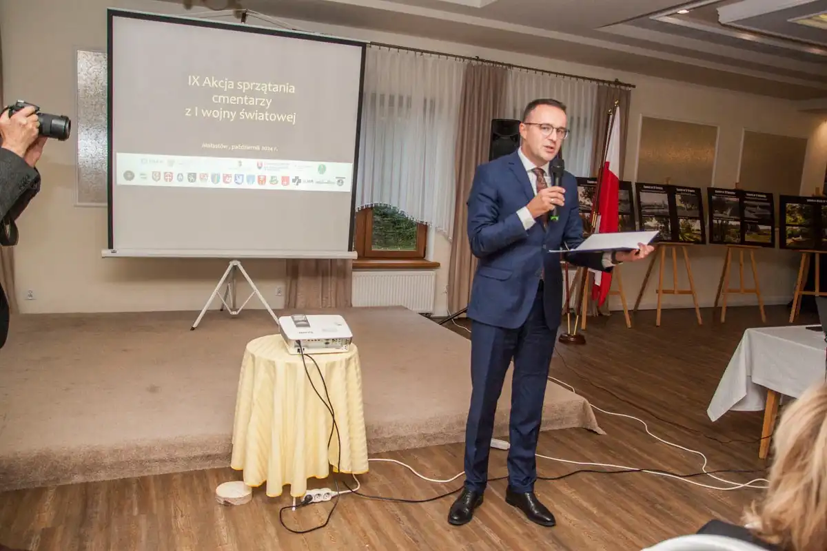 Małastów jednoczy wolontariuszy. Uroczyste zakończenie akcji porządkowania cmentarzy wojennych