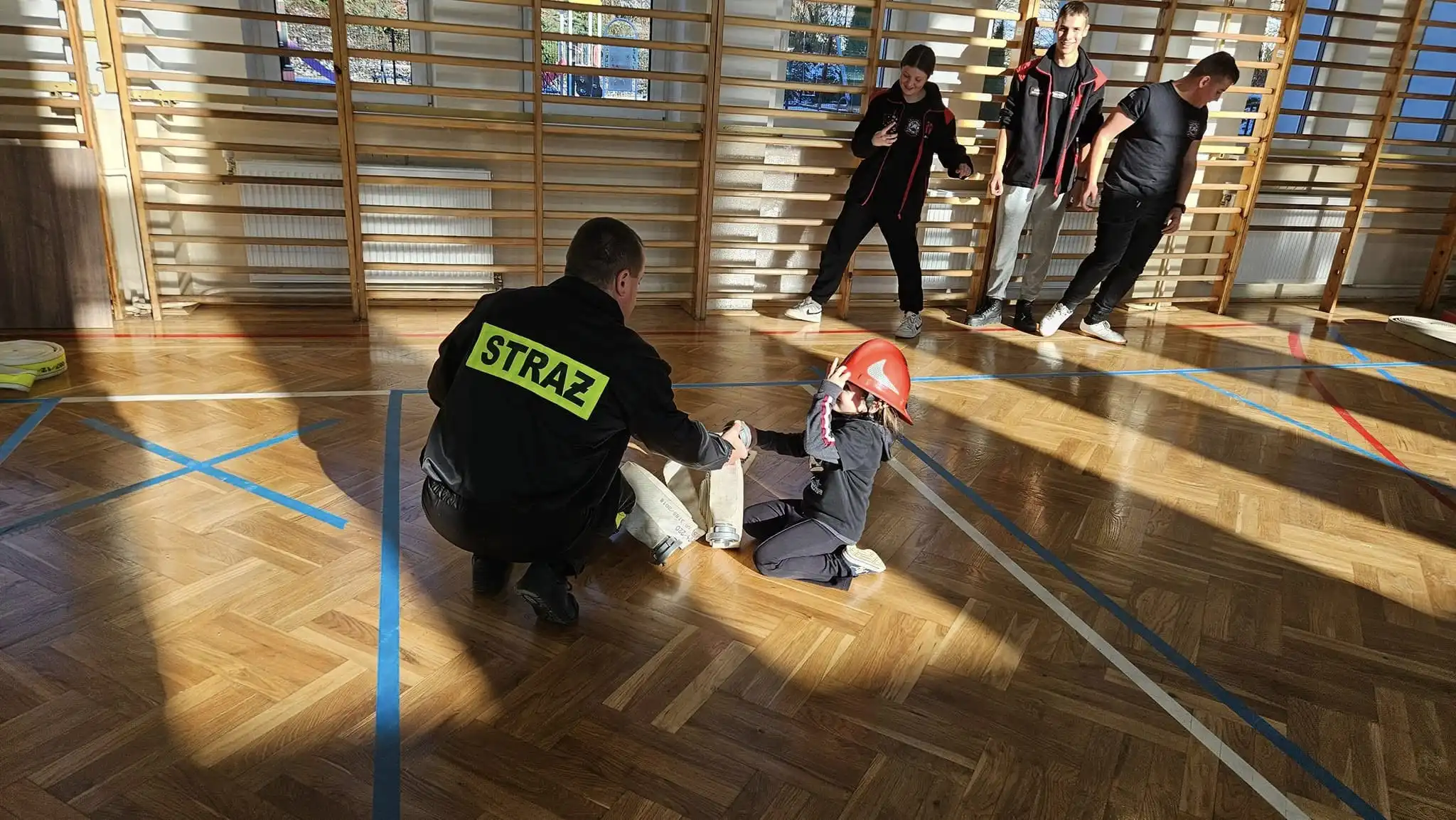 Młodzi strażacy na start! Gminne Halowe Zawody Sportowo-Pożarnicze w Łabowej