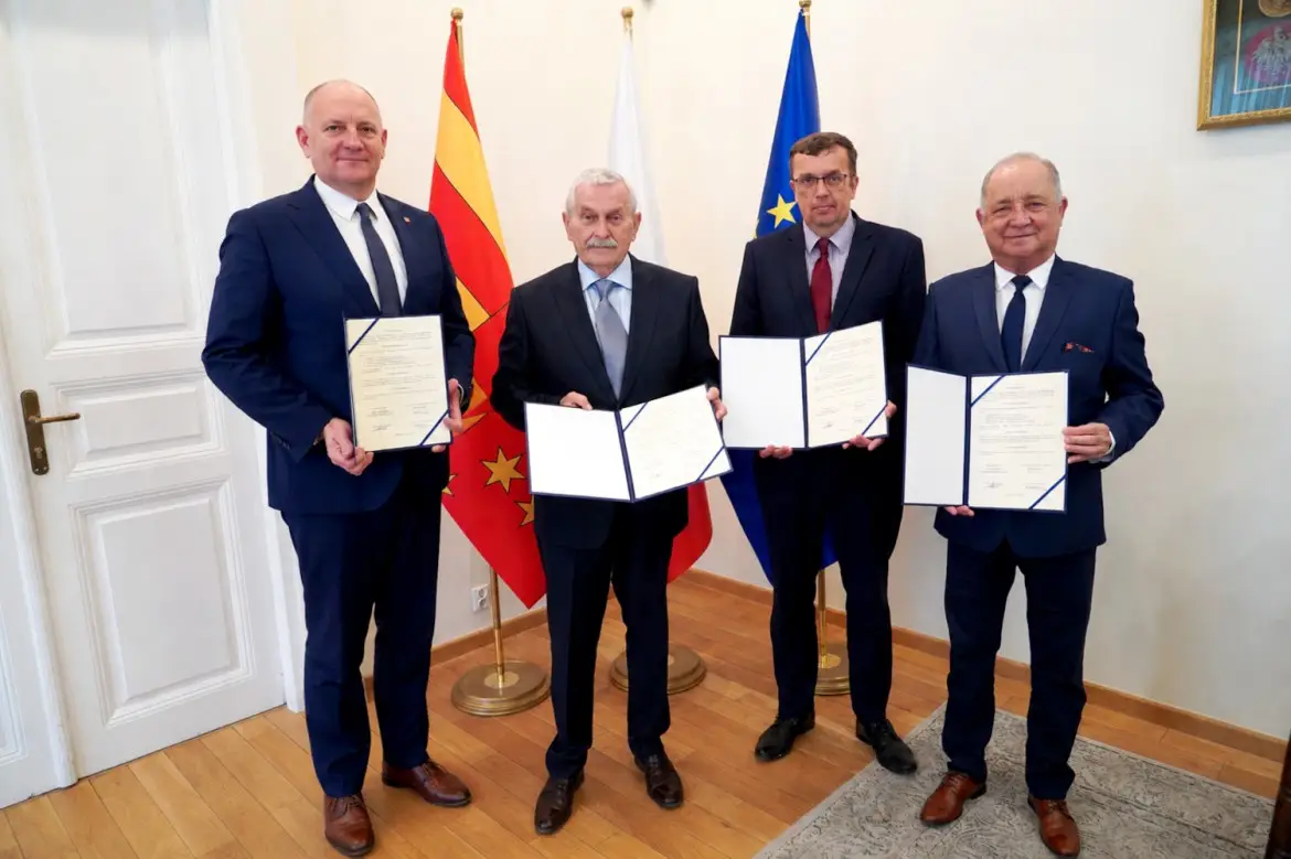 Aeroklub Podhalański świętuje 70-lecie. Podpisano ważny list intencyjny