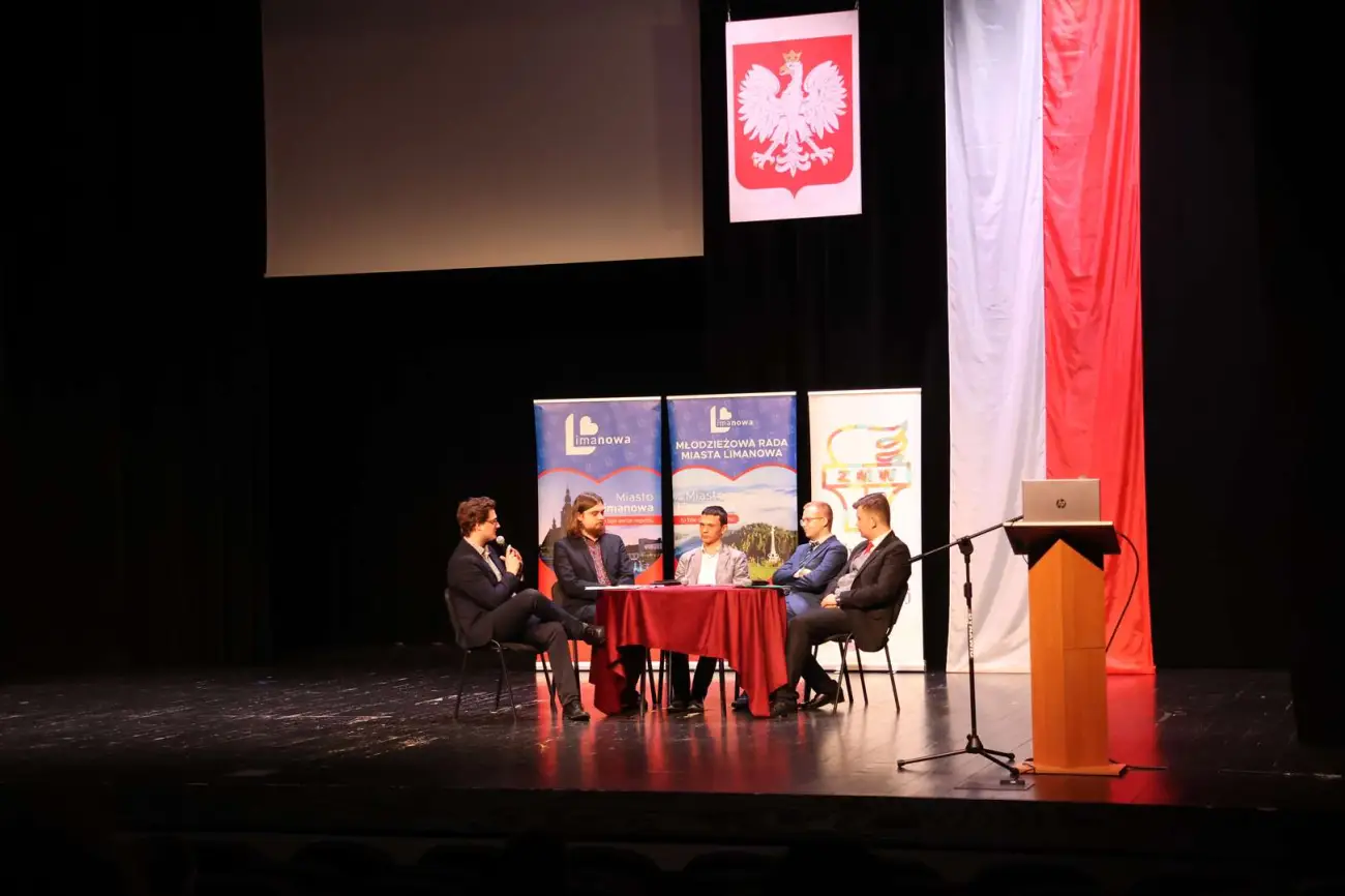Nowoczesny patriotyzm w Limanowej. Debata młodego pokolenia