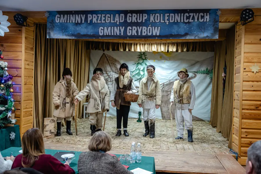 Binczarowa pełna kolędników - XXXII Gminny Przegląd Grup Kolędniczych Gminy Grybów