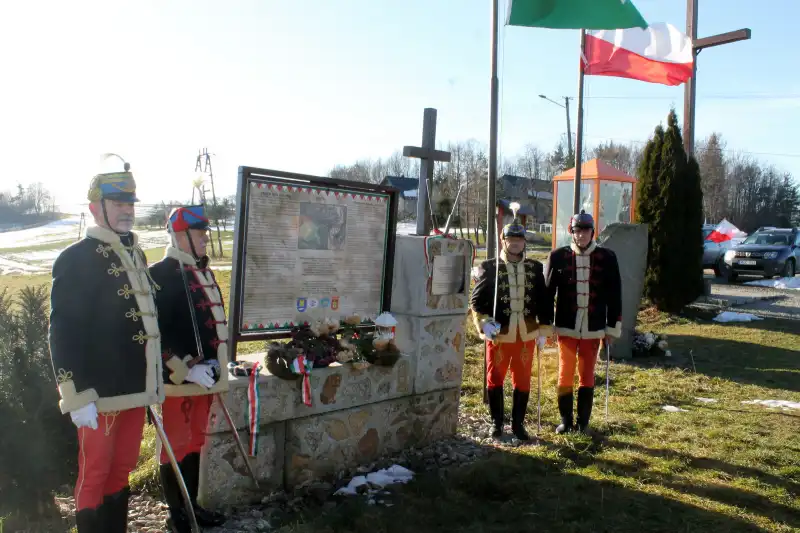 Międzynarodowa pamięć o historii. Wizyta gości z Węgier w Gminie Łososina Dolna