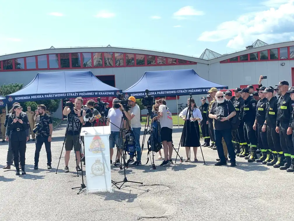 Dwóch strażaków z KM PSP Nowy Sącz wyjechało do Grecji. Pomogą gasić pożary