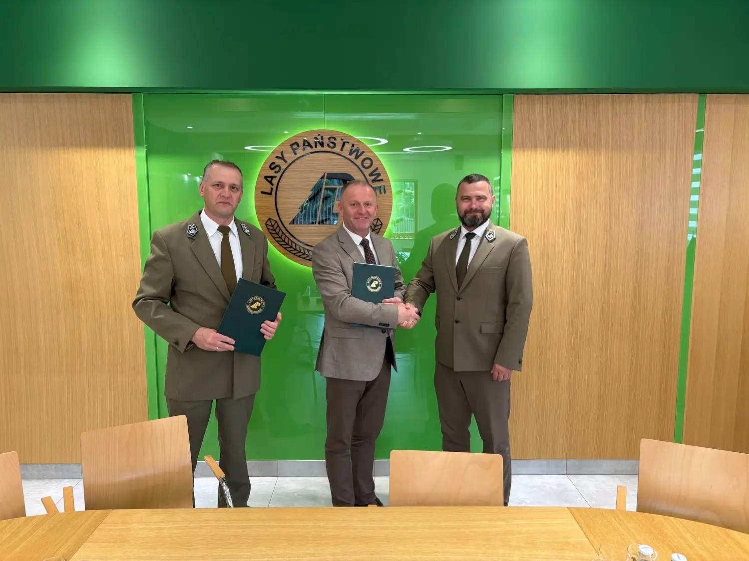 Gmina Gorlice zmodernizuje drogę „Do Boru” w Kwiatonowicach. Inwestycję wesprze Nadleśnictwo Gorlice