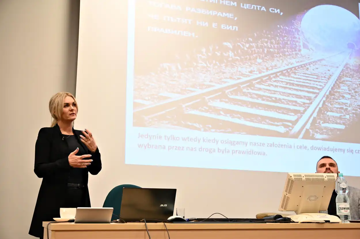 140. Sądeckie Konwersatorium Naukowe z dr Anną Lukanovą-Jakubowską za nami