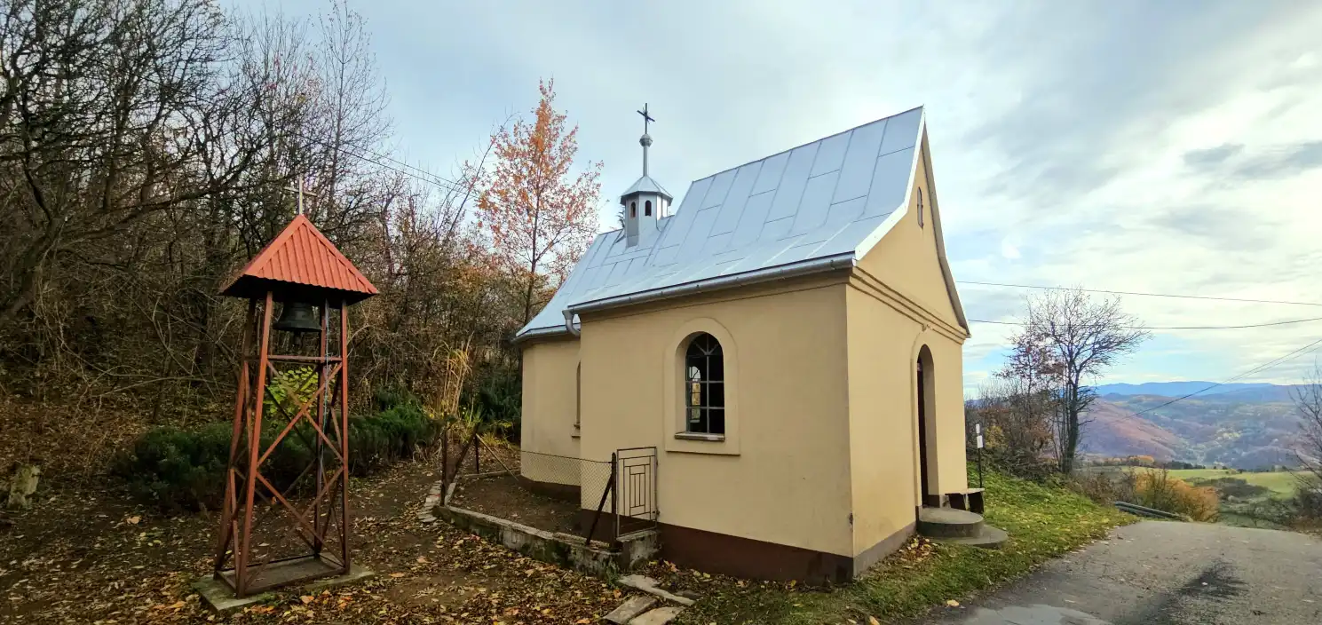 Kapliczka z duszą czasu. W Czerńcu odkryto niezwykłą kapsułę sprzed blisko sześciu dekad