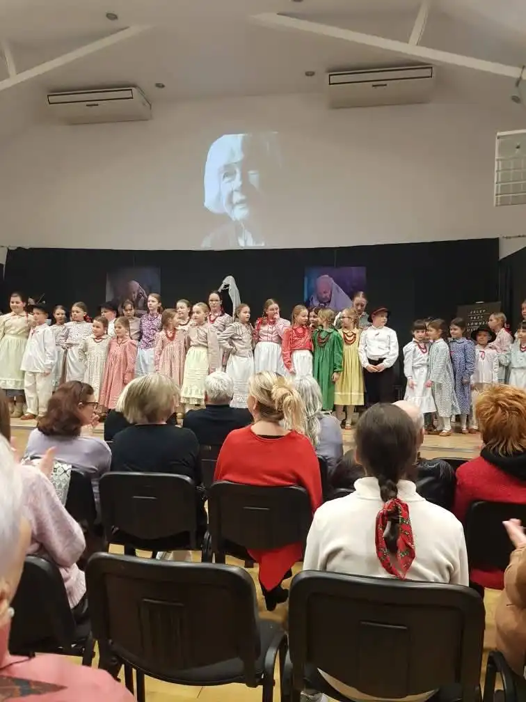 Danuta Szaflarska na zawsze w Piwnicznej. Pamiątkowa tablica odsłonięta