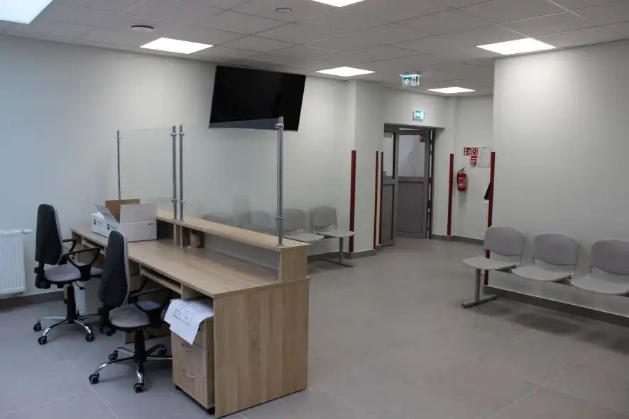 Szpital w Limanowej ma nowy ambulans