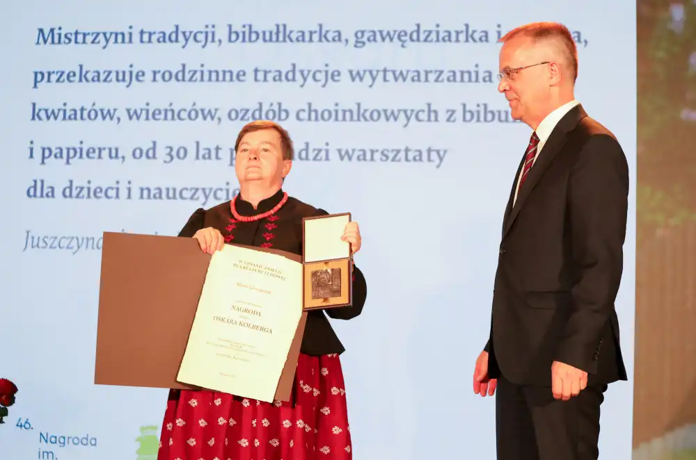 Barbara Brylak-Załuska wśród laureatów nagród im. Oskara Kolberga „Za zasługi dla kultury ludowej”