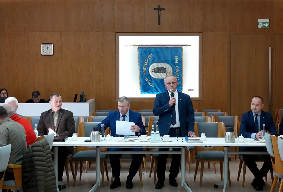 Wszystkie służby w gotowości. Przygotowania do zimy w Powiecie Nowosądeckim