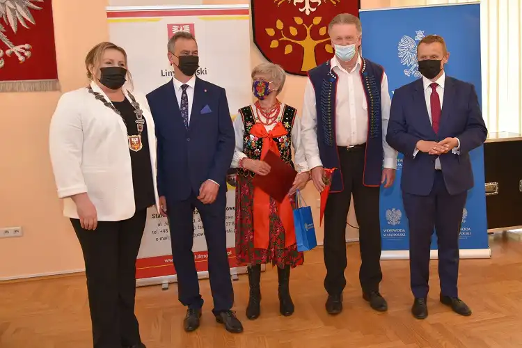 Limanowa: Gminni artyści nagrodzeni za twórczość, upowszechnianie i ochronę kultury
