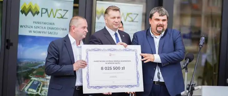 Minister Przemysław Czarnek odwiedził uczelnie w Nowym Sączu