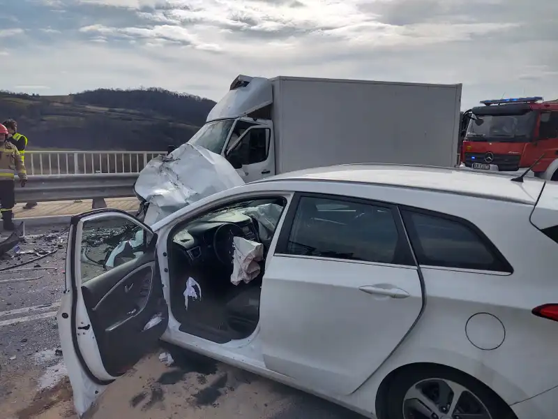 Wypadek w Kurowie. Jedna osoba trafiła do szpitala