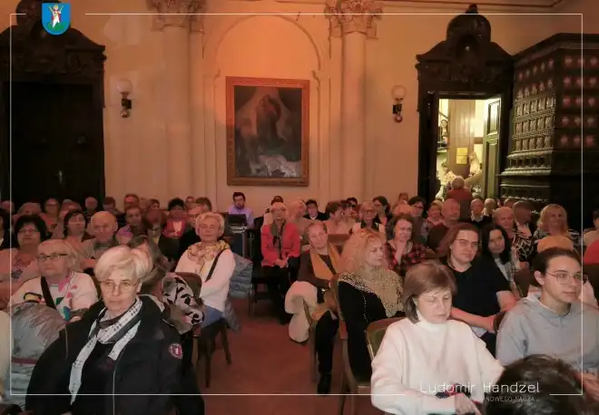 Wyjątkowe wydarzenie z okazji Dnia Kobiet w nowosądeckim ratuszu