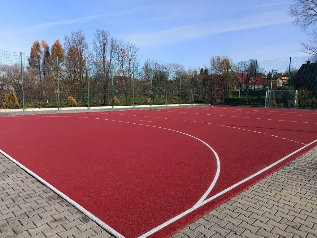 Sport w nowej odsłonie. Boiska w Mystkowie po remoncie