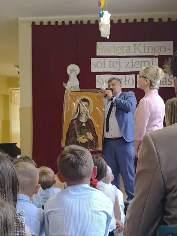 25 lat z Patronką. Jubileusz Szkoły Podstawowej im. Świętej Kingi w Maciejowej